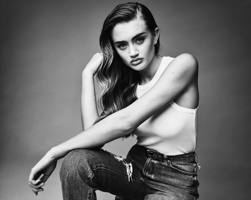 D2 x Sophie Stray Spetalen