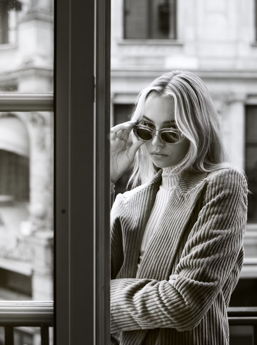 L'officiel x Emma Ellingsen